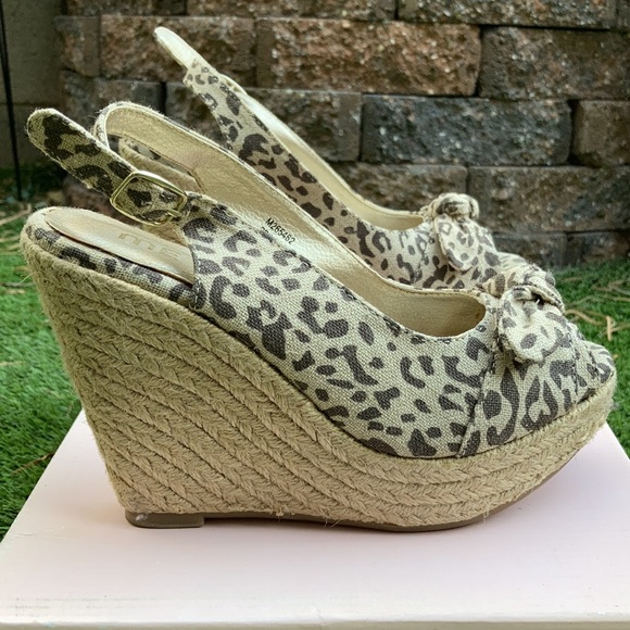 Me Too Shoes Wedges - Picture 1 of 17